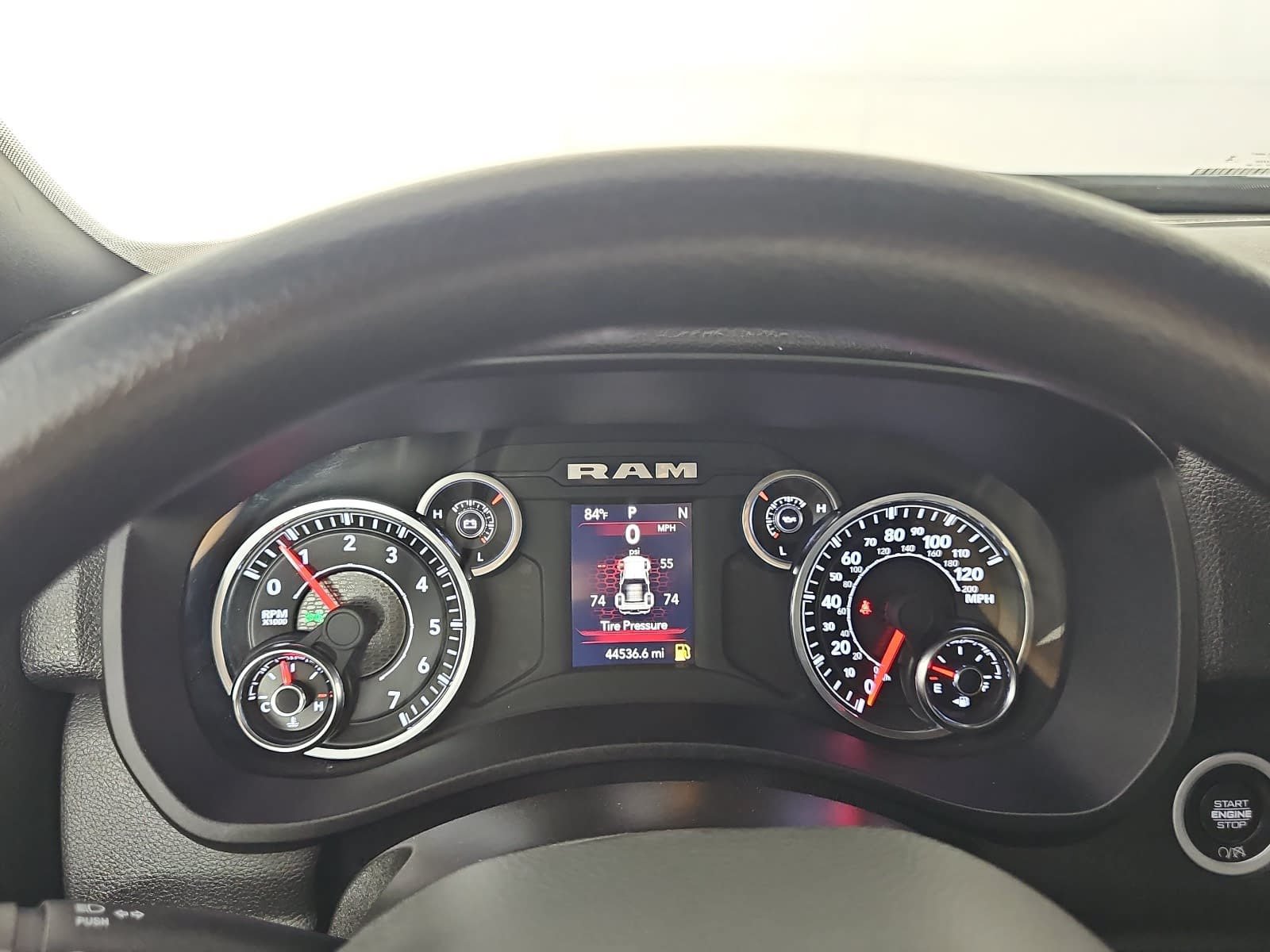 Used 2024 RAM 3500 Tradesman w/ Chrome Appearance Group AWD/4WD image 18