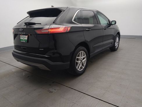 Used 2023 Ford Edge SEL image 9