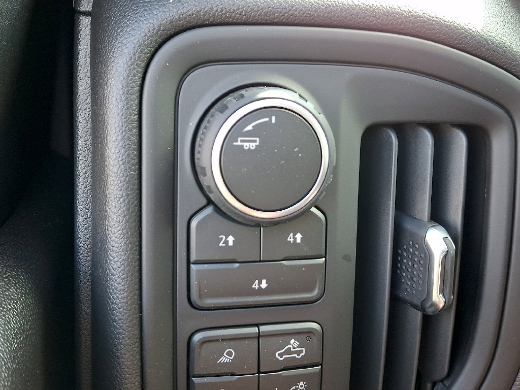 New 2026 Chevrolet Silverado 2500 Custom w/ Custom Value Package AWD/4WD image 15