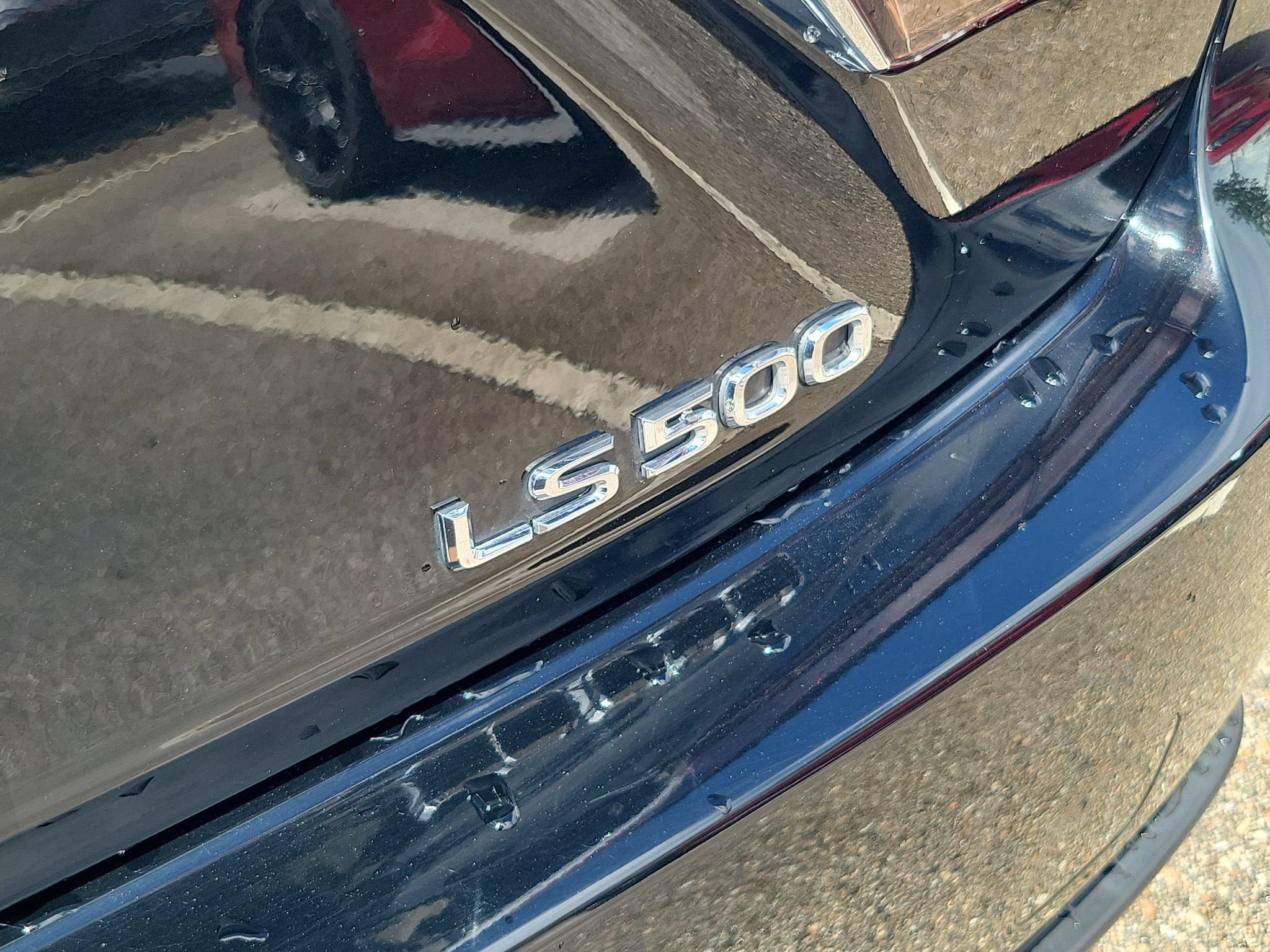 Used 2023 Lexus LS 500 w/ Interior Upgrade Package RWD image 9