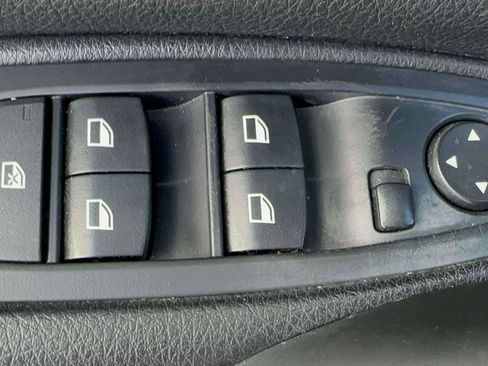 Used 2014 BMW 320i xDrive Sedan image 16