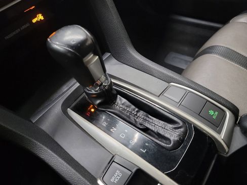 Used 2016 Honda Civic Touring image 27