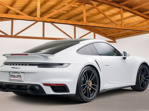 Used 2022 Porsche 911 Turbo S image 5