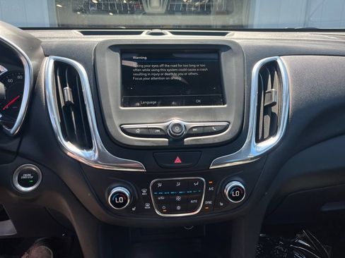 Used 2019 Chevrolet Equinox LT AWD/4WD image 37