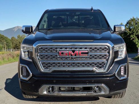 Used 2020 GMC Sierra 1500 Denali w/ Technology Package AWD/4WD image 9