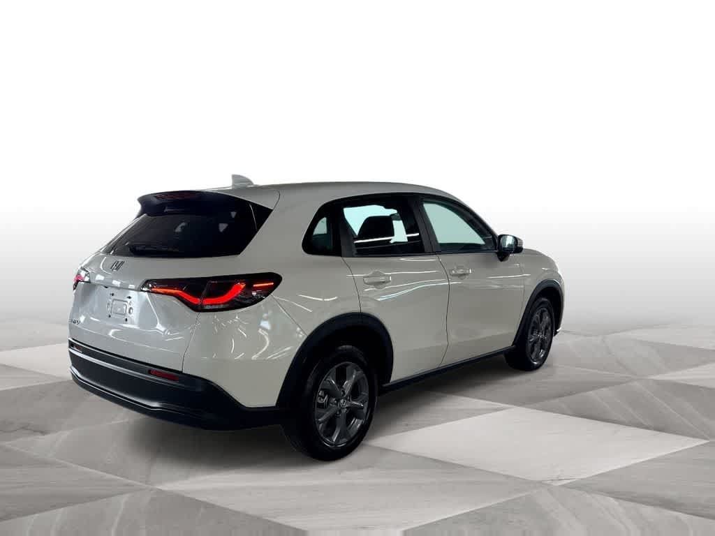 Used 2026 Honda HR-V LX image 8