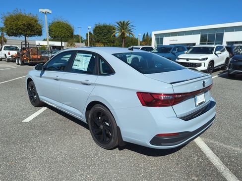 New 2026 Volkswagen Jetta SE image 7