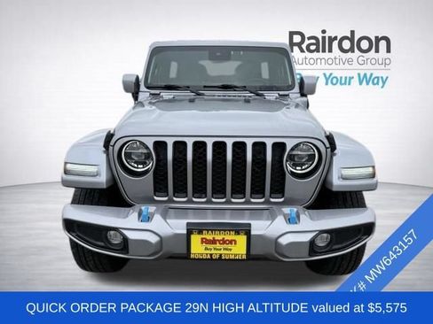 Used 2021 Jeep Wrangler Unlimited Sahara AWD/4WD image 2