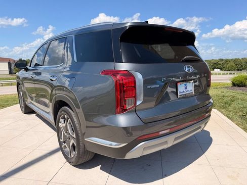 Used 2024 Hyundai Palisade Limited AWD/4WD image 7