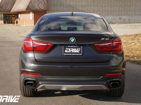 Used 2015 BMW X6 xDrive50i image 9