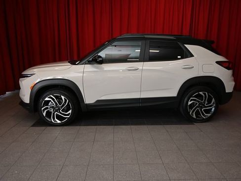 Used 2026 Chevrolet TrailBlazer RS w/ Convenience Package image 5