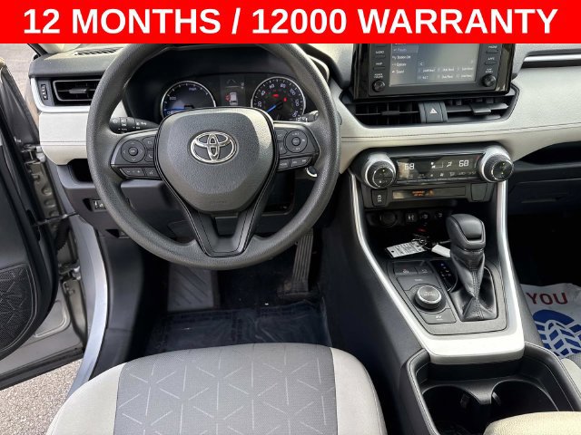 Used 2019 Toyota RAV4 XLE w/ Carpet Mat Package AWD/4WD image 15