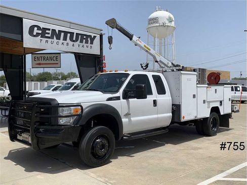 Used 2016 Ford F550 4x4 SuperCab Super Duty image 1