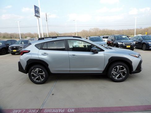 New 2026 Subaru Crosstrek 2.0i Premium image 4