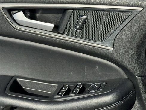 Certified 2024 Ford Edge SEL image 23