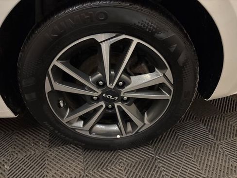 Certified 2024 Kia Forte LXS image 24