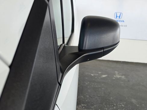 Used 2023 Ford Transit Connect XL image 33