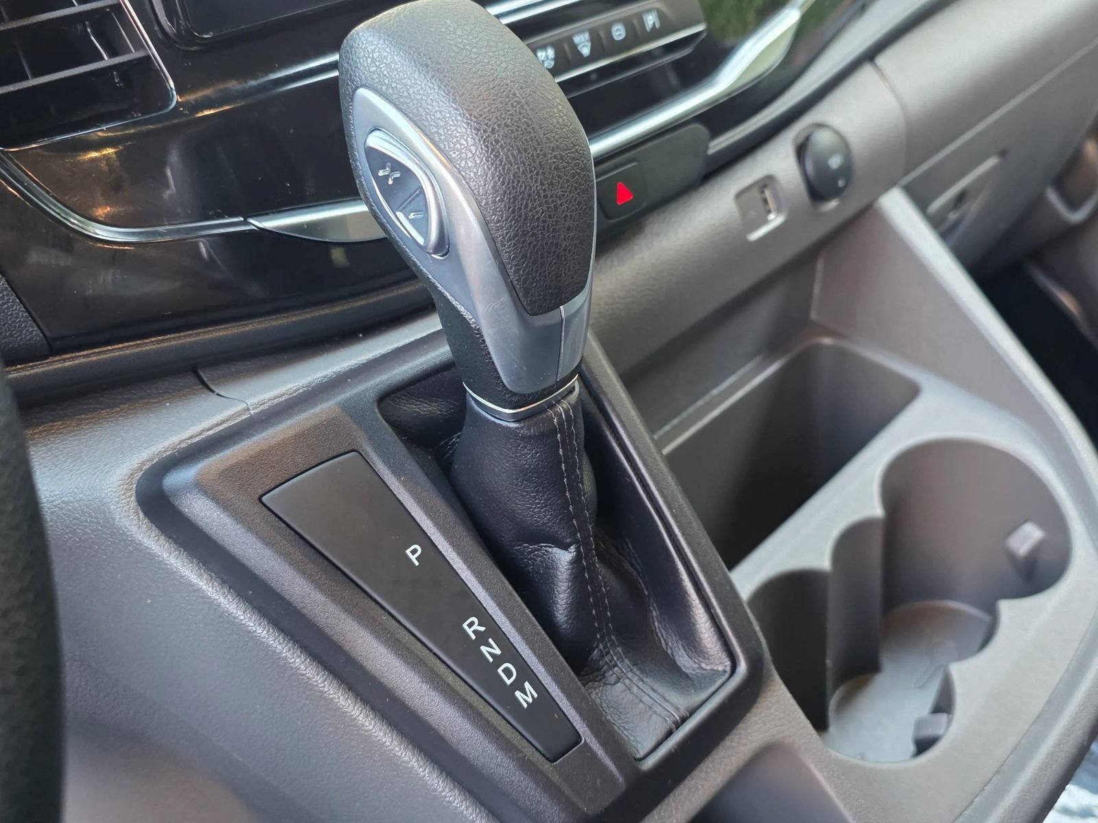 Used 2024 Ford Transit 350 XLT RWD image 16