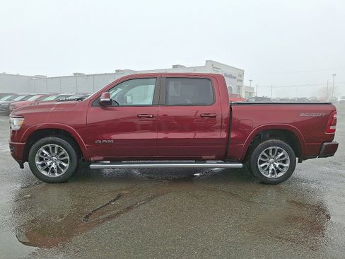 Used 2022 RAM 1500 Laramie w/ Sport Appearance Package image 4