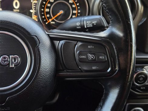 Used 2022 Jeep Gladiator Sport image 21