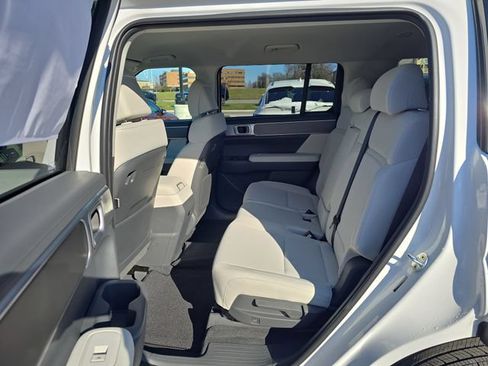 New 2026 Hyundai Santa Fe SE AWD/4WD image 21