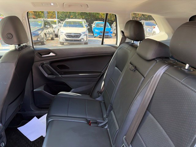 Used 2020 Volkswagen Tiguan SE w/ Panoramic Sunroof Package AWD/4WD image 20
