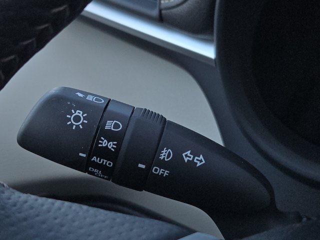 Certified 2026 Toyota Sienna Limited FWD image 30