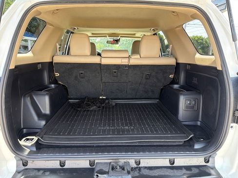 Used 2020 Toyota 4Runner Limited RWD image 8