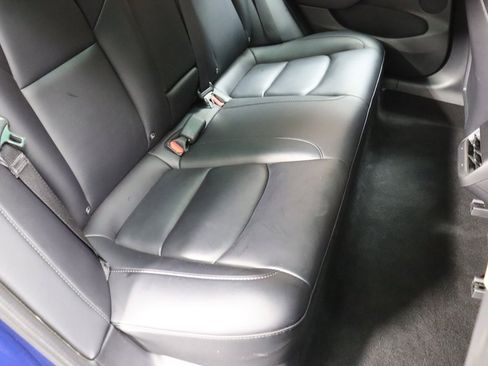 Used 2022 Tesla Model 3 image 57