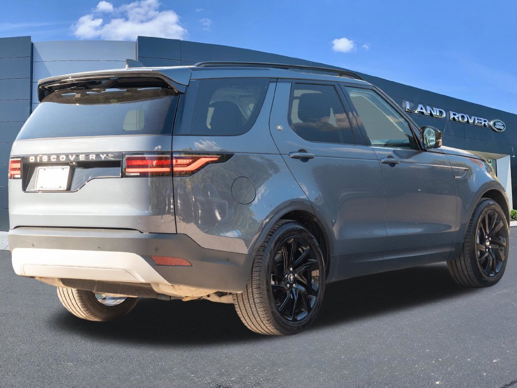 Certified 2025 Land Rover Discovery S AWD/4WD image 4