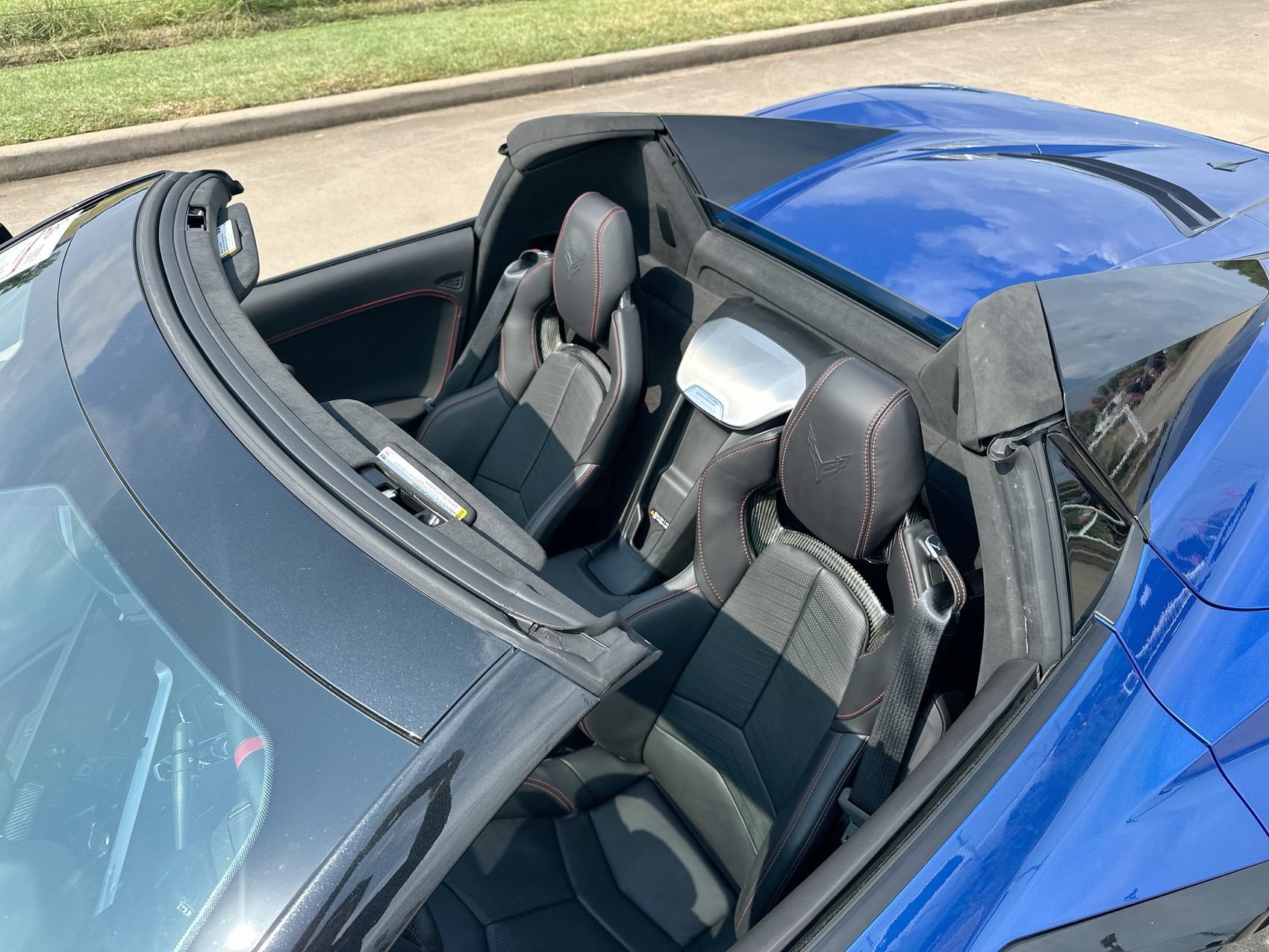 Used 2022 Chevrolet Corvette Stingray Premium Conv w/ Battery Protection Package RWD image 21