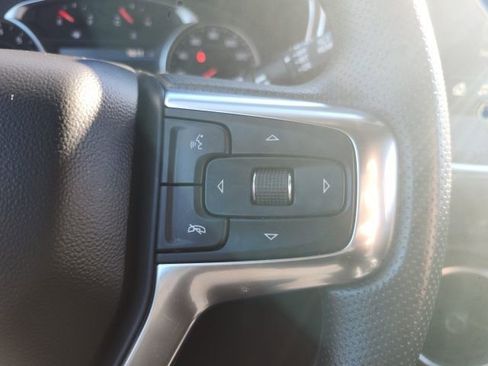 Used 2025 Chevrolet Blazer LT FWD image 29