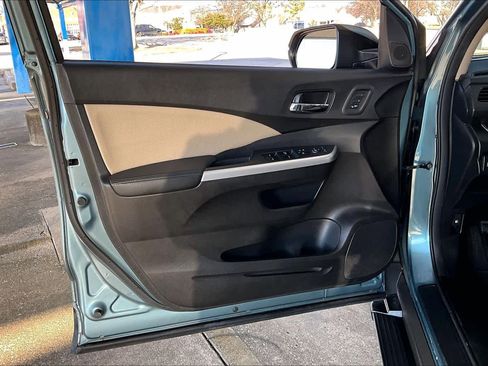 Used 2016 Honda CR-V Touring image 22