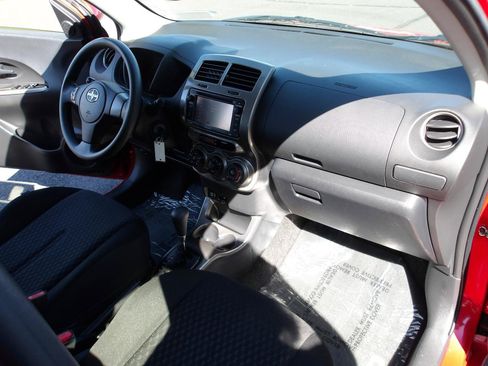 Used 2014 Scion xD FWD image 13
