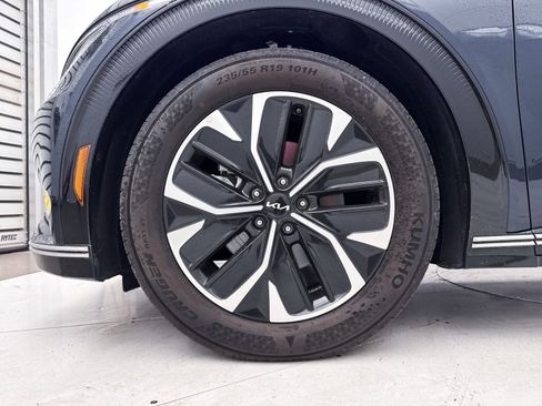 Used 2022 Kia EV6 Wind image 13