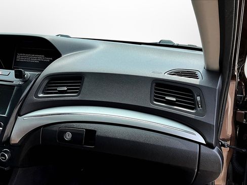 Used 2019 Acura ILX w/ Premium Package image 21