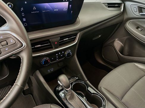 Used 2025 Buick Encore GX Preferred image 26