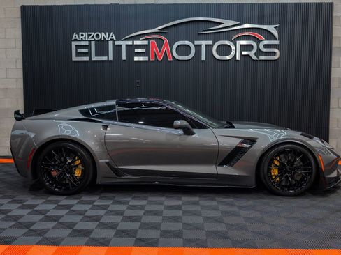 Used 2015 Chevrolet Corvette Z06 w/ Z07 Performance Package RWD image 15