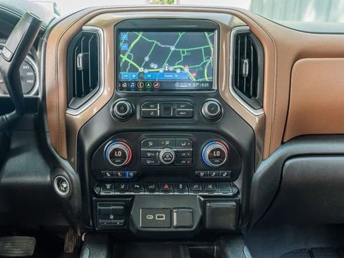 Used 2022 Chevrolet Silverado 3500 High Country image 26