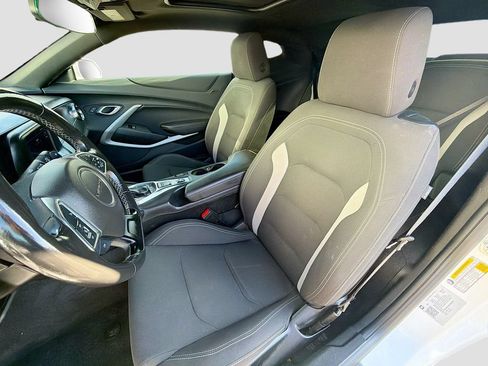 Used 2022 Chevrolet Camaro LT RWD image 19