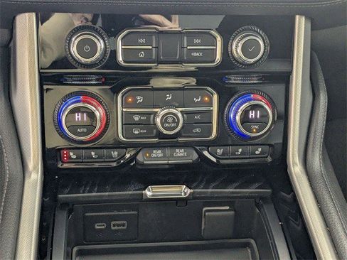 Certified 2021 GMC Yukon Denali w/ Denali Premium Package image 27