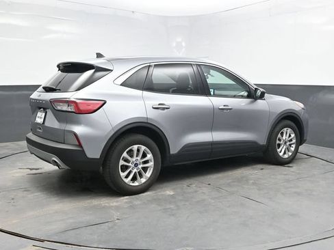 Used 2022 Ford Escape SE FWD image 7