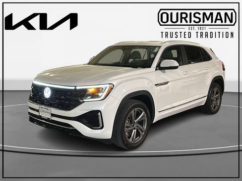Used 2024 Volkswagen Atlas Cross Sport SEL R-Line AWD/4WD image 2