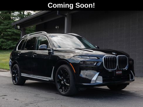 Used 2023 BMW X7 xDrive40i w/ Climate Comfort Package AWD/4WD image 1