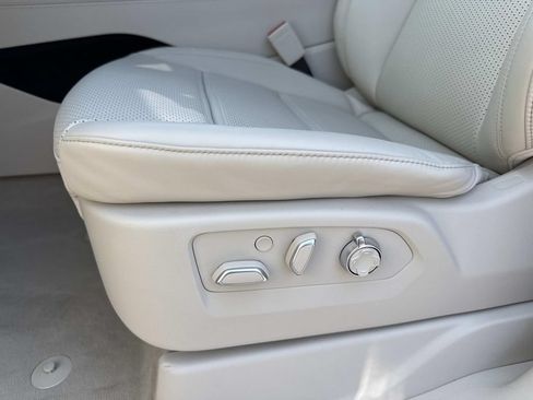 New 2026 Cadillac Escalade ESV Platinum Sport w/ LPO, Floor Liner Package AWD/4WD image 21