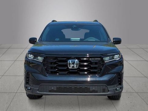 New 2025 Honda Pilot Black Edition image 7