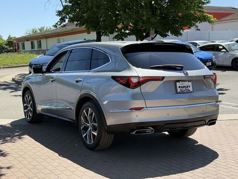 Certified 2023 Acura MDX SH-AWD w/ Technology Package image 4