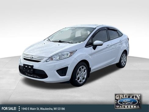 Used 2013 Ford Fiesta S image 1