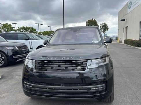 Used 2023 Land Rover Range Rover Long Wheelbase Autobiography AWD/4WD image 2