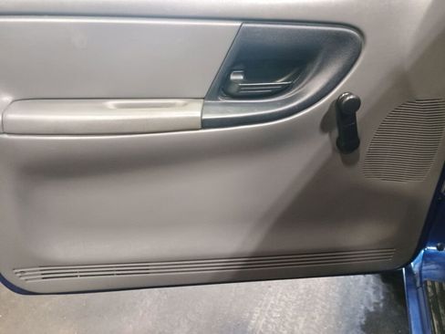 Used 2010 Ford Ranger Sport image 6